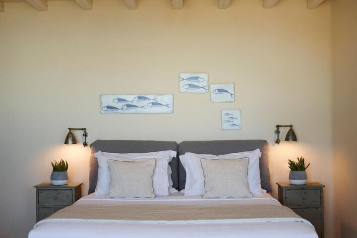 Room 40 of 231