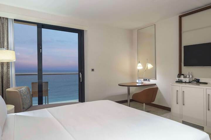 Room 49 of 156