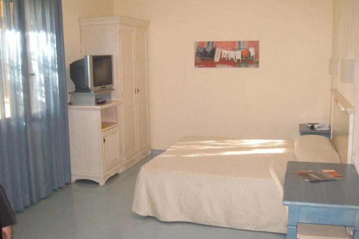 Room 5 of 7
