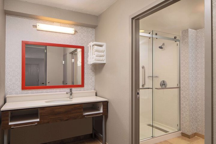 Bathroom shower