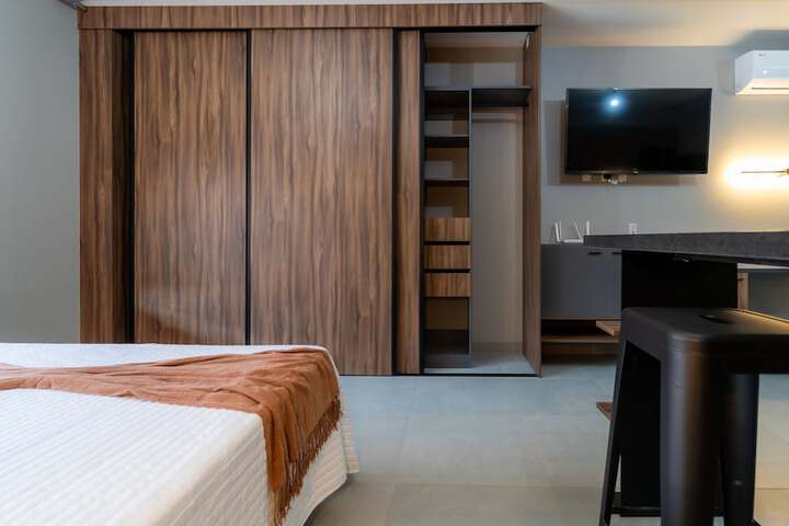 Room 20 of 94