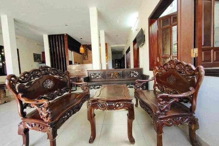 Room 14 of 23