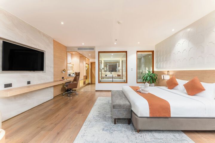Room 14 of 70