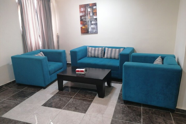 Room 10 of 18