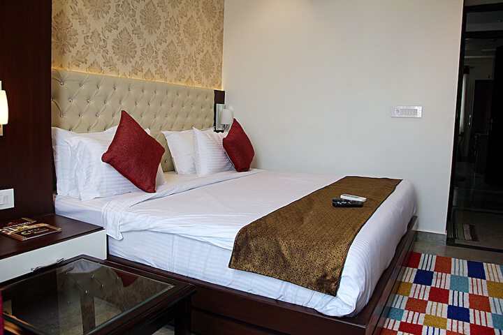 Room 10 of 54