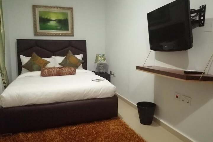 Room 7 of 20