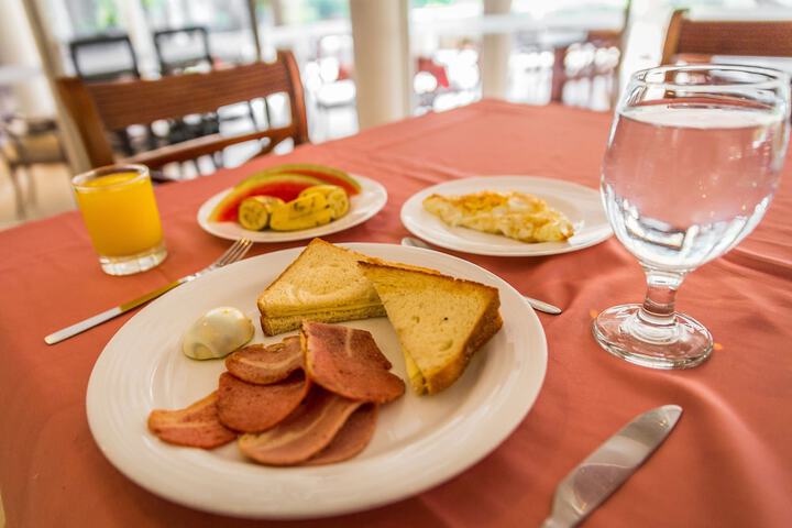 Breakfast/Coffee Service 27 of 40