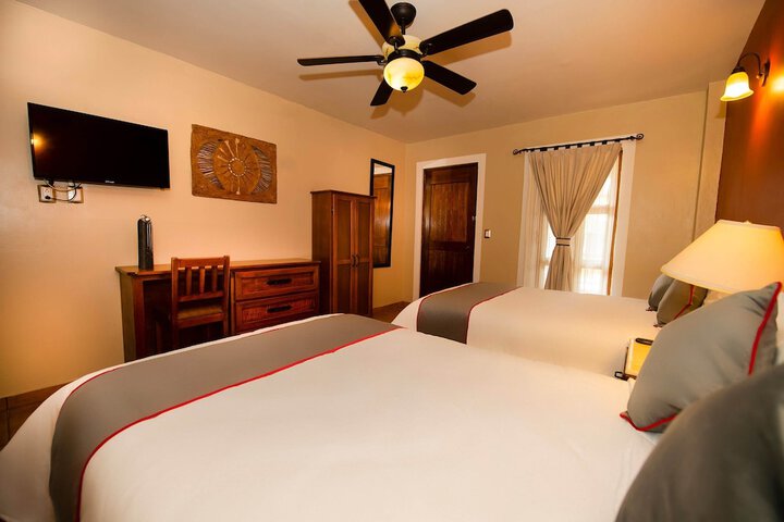 Room 19 of 38