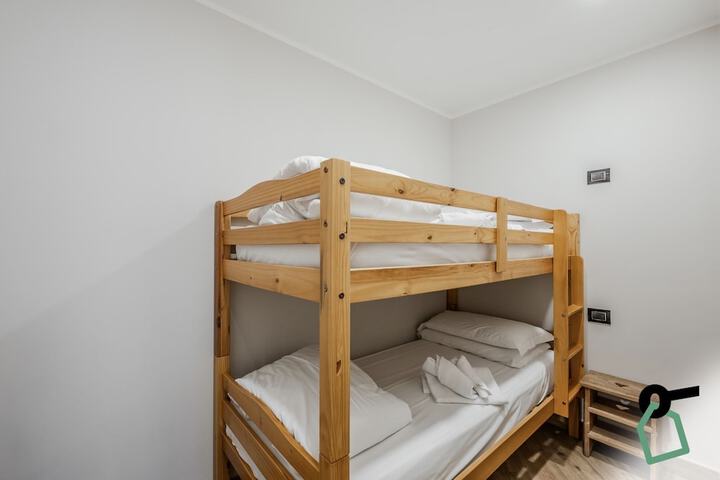 Room 18 of 39