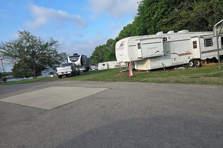 Property Grounds 5 of 6