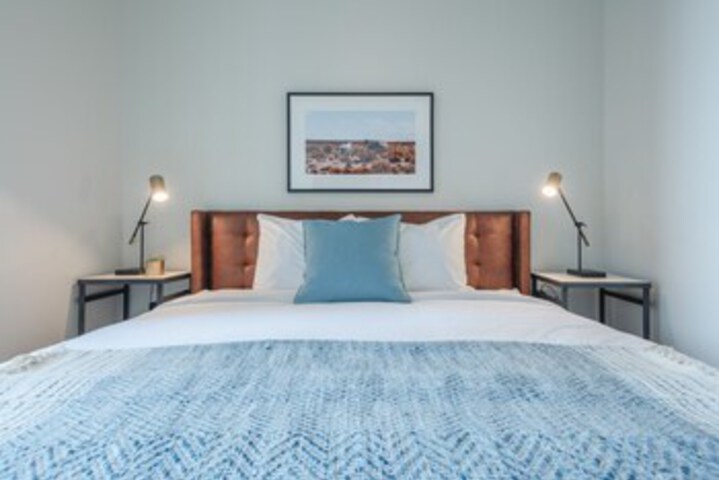 Room 100 of 114