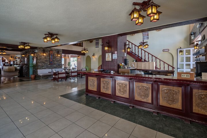 Hotel Interior 9 of 40