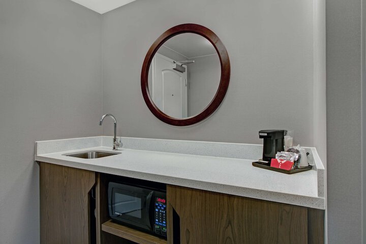 Minibar