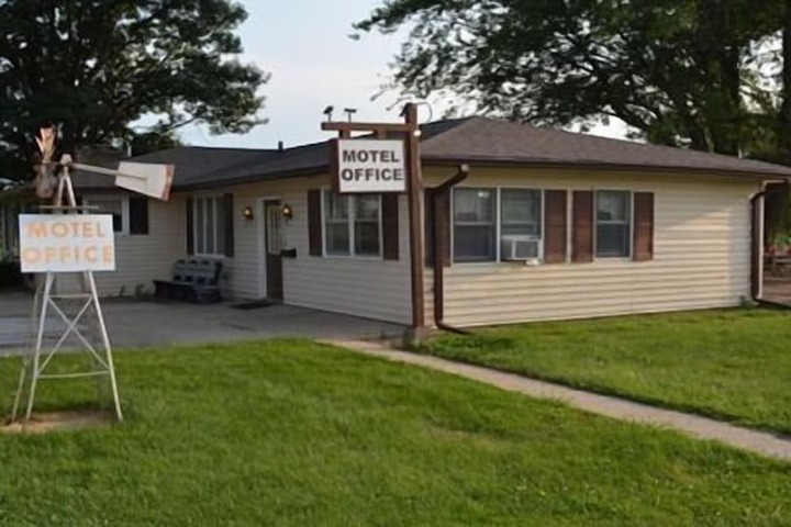 Hotel Interior 2 of 15