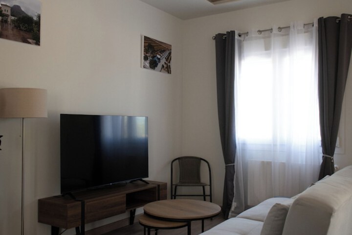 Room 37 of 93