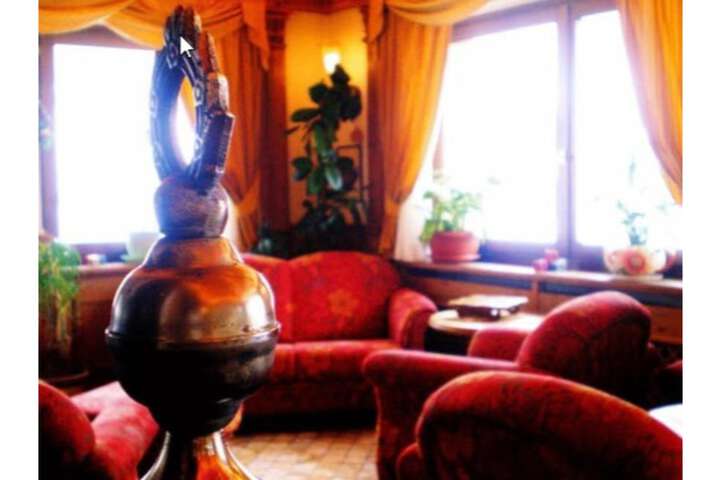 Entrance & Lobby