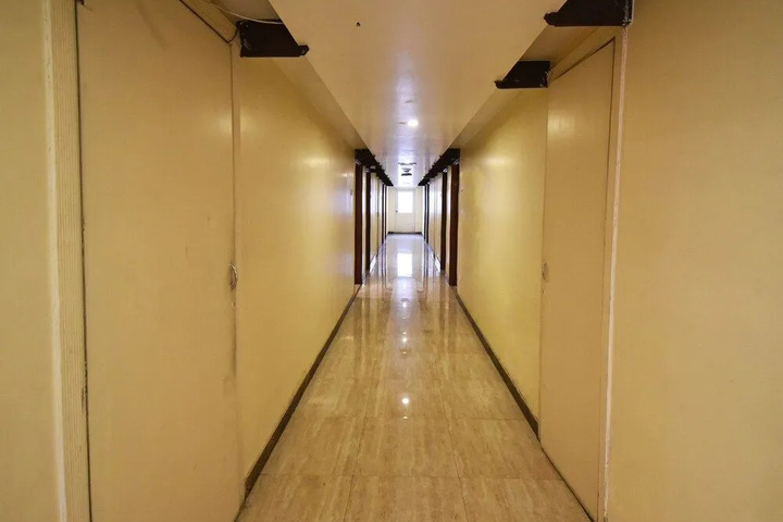 Room 11 of 22