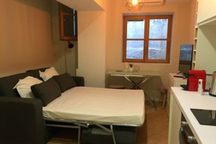 Room 184 of 200