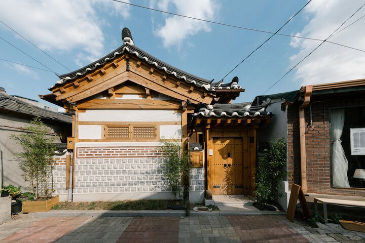 Adamhanok