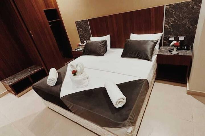 Room 37 of 110