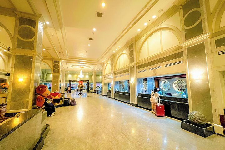 Lobby Photos