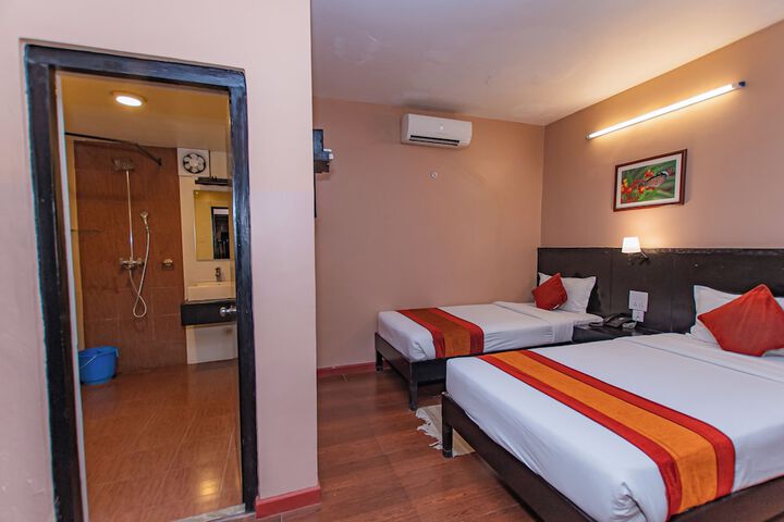 Room 14 of 40