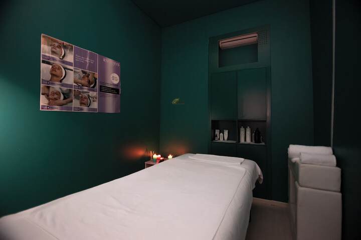 Spa 38 of 47