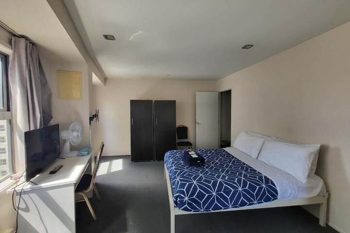 Room 13 of 45