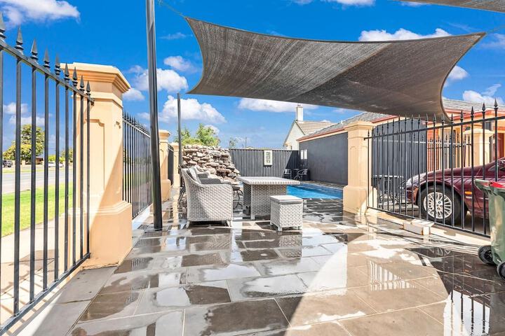 Terrace/Patio 21 of 47