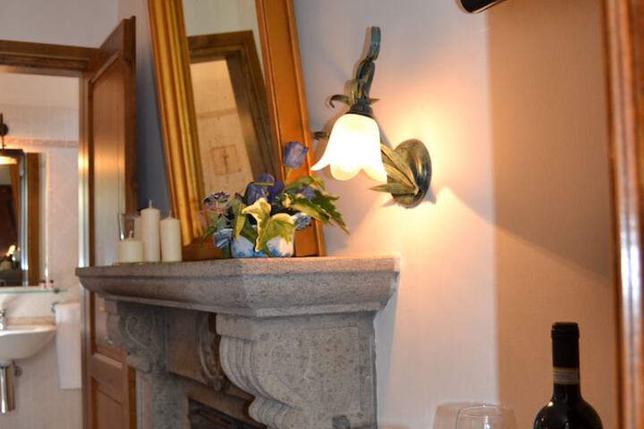 Room amenity