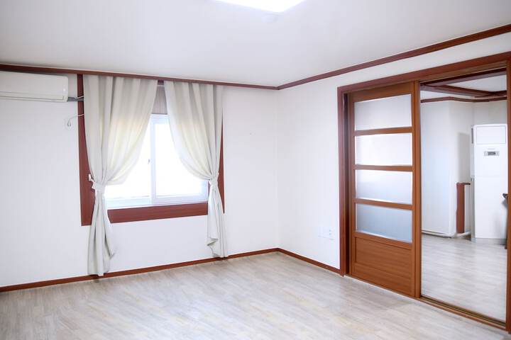 Room 44 of 71