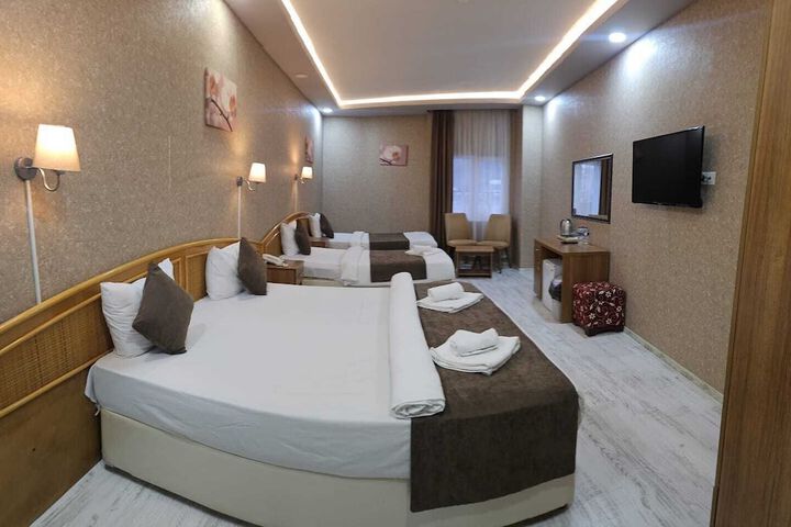 Room 29 of 64