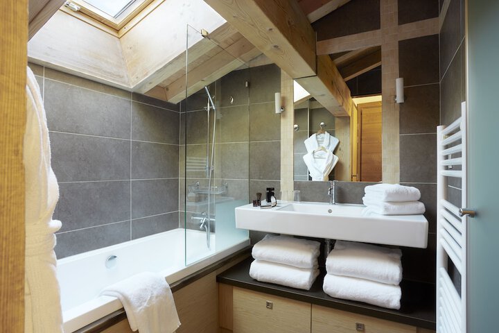 Clean Restrooms