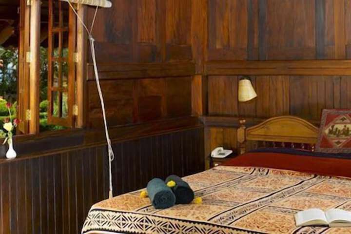Room 3 of 10