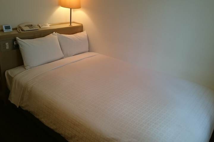 Room 17 of 51