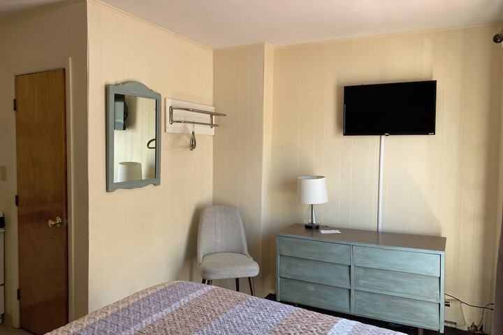 Room 25 of 84