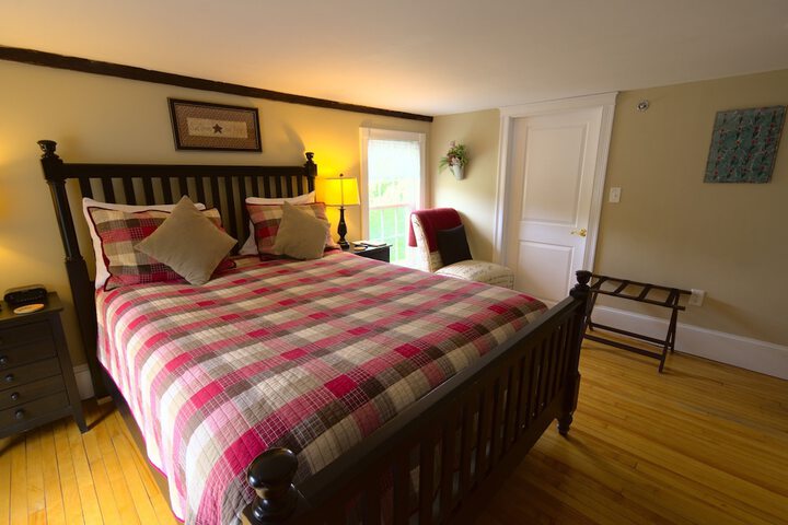 Room 12 of 38