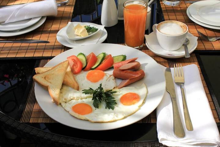 Breakfast/Coffee Service 35 of 40