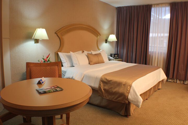 Room 25 of 124