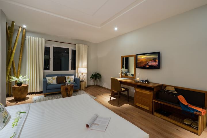 Room 16 of 63