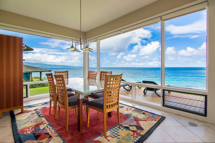 Bay Villa 20B3 Gold Beach Front by RedAwning in Lahaina, HI