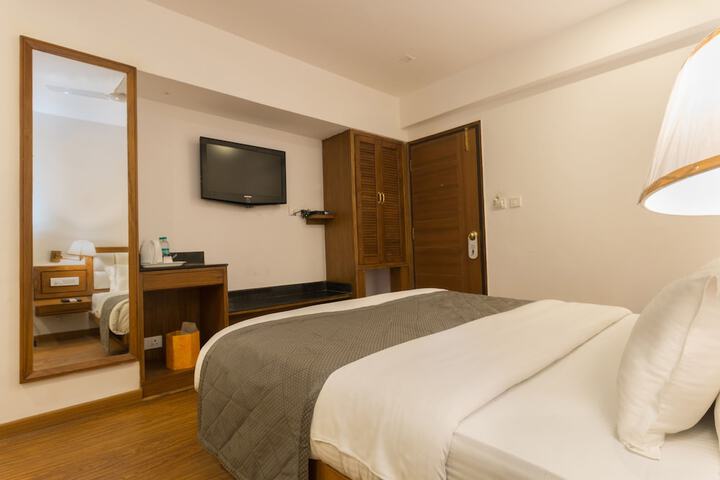 Room 10 of 79