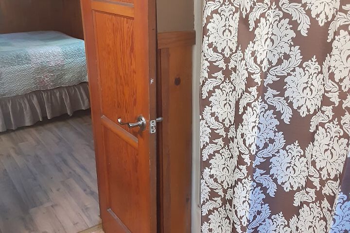 Room 138 of 178