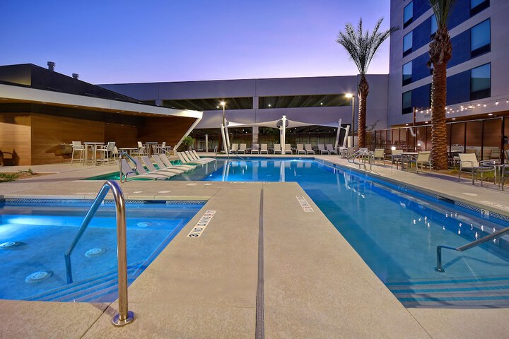 Pool 29 of 70