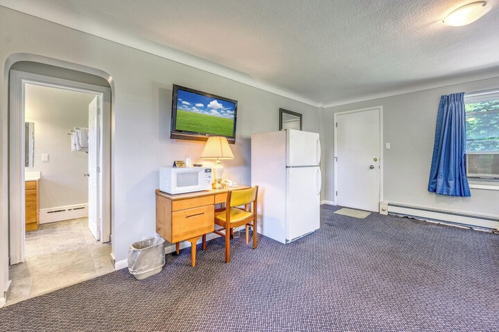 Room 44 of 72
