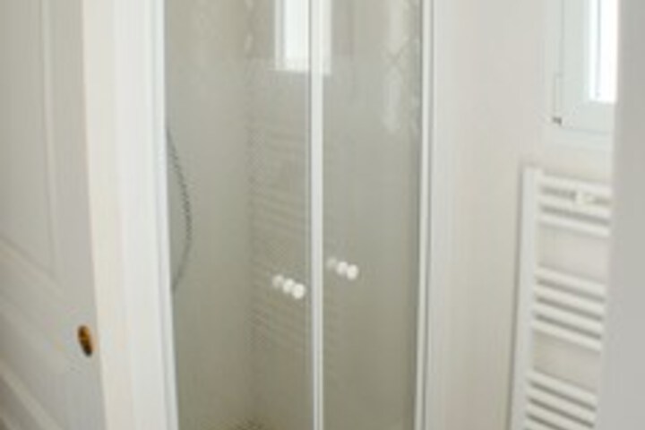 Room 3 of 22