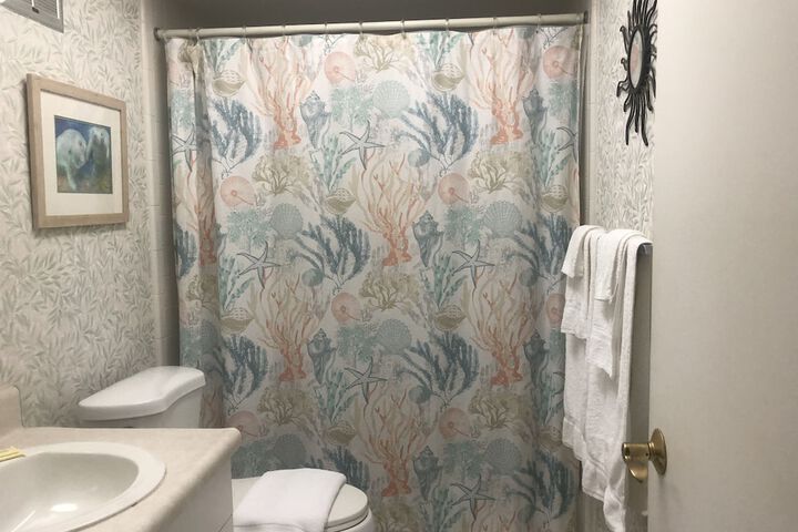 Room 123 of 164