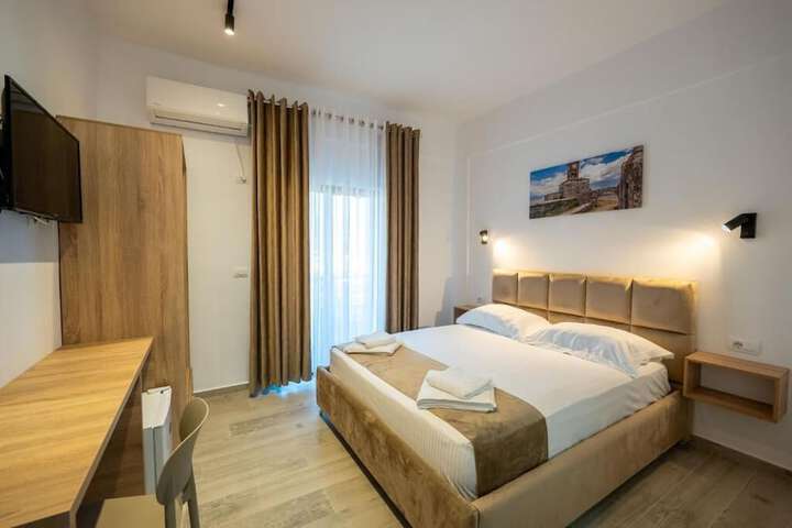 Room 87 of 163