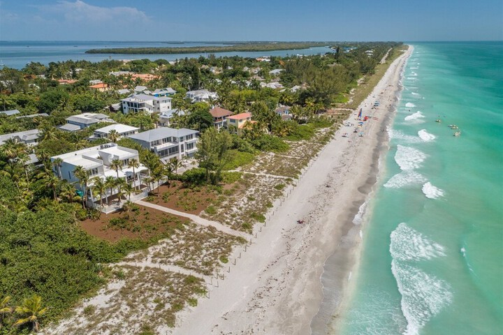Beach 62 of 66