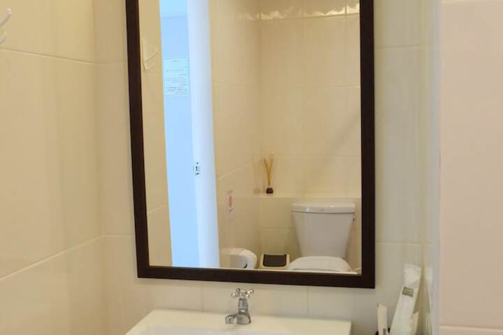 Room 40 of 52